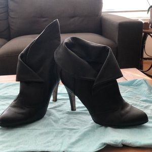 Black Report Booties